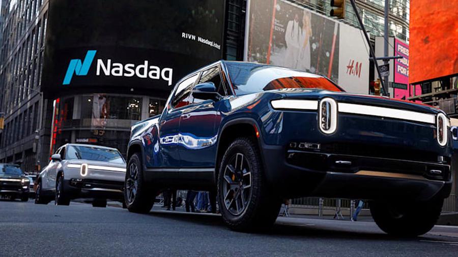 Hang-xe-o-to-dien-Rivian.jpg