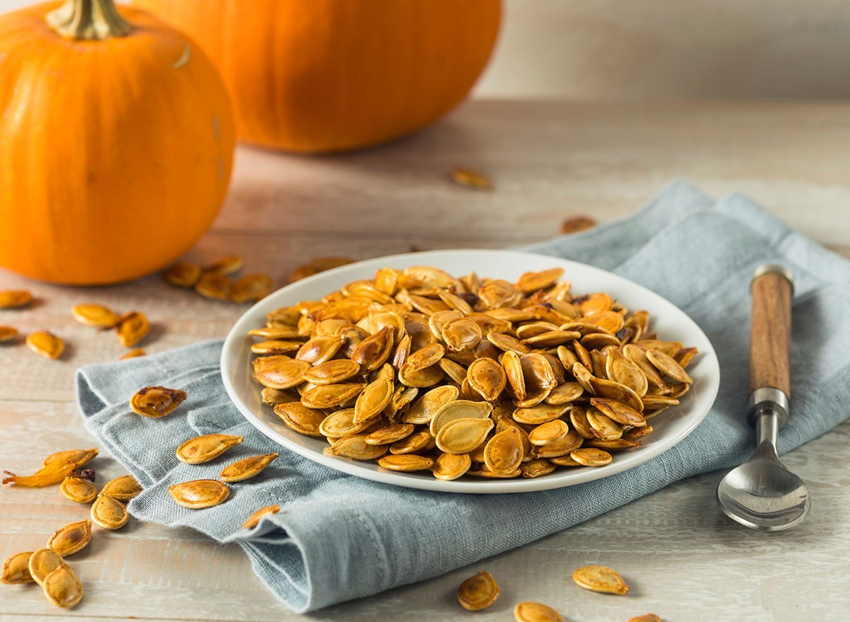 pumpkin-seeds-roasted_jicw.jpg